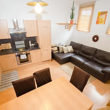 Appartementhaus Zell By In One زيل أم سي